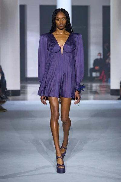 Look 1